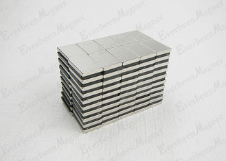 中国 NdFeBのブロックの磁石20 * 15 * 3mmのセンサーのためのN42等級の極度の強力な磁石 サプライヤー