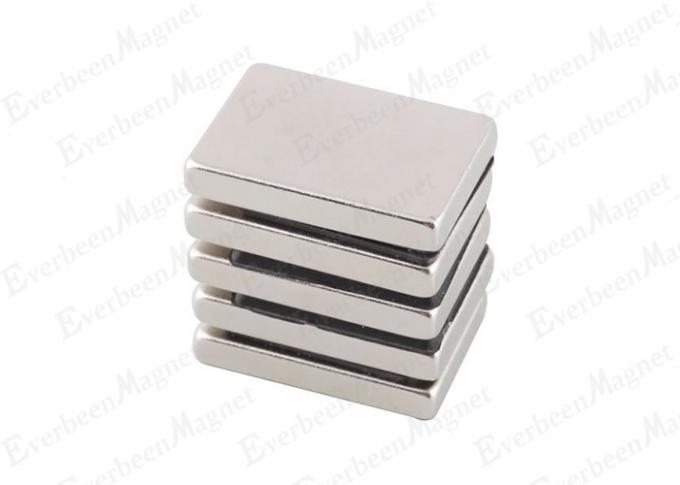 ブロックの正方形の希土類ネオジムのブロックの磁石10 x 5 x分離器のための3mm
