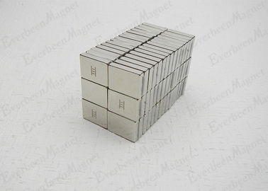 中国 N35Hのネオジム不可逆の希土類磁石のブロック20 * 15 * 4mmの高温低損失 代理店
